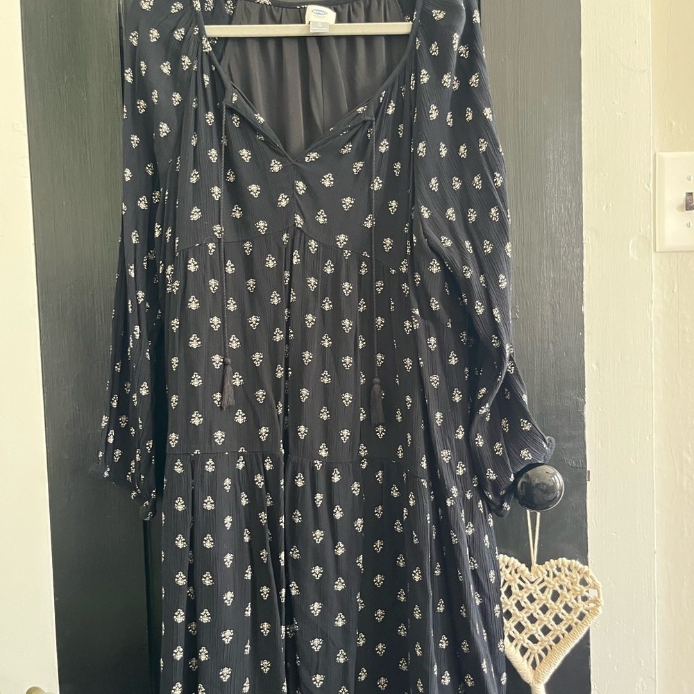 Old Navy Black Maxi Dress with White Floral Print